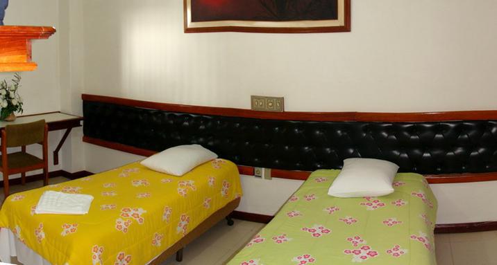 Santa Monica Palace Hotel Corumbá Dış mekan fotoğraf